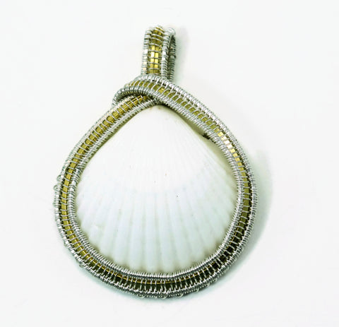 Medium Scallop Pendant