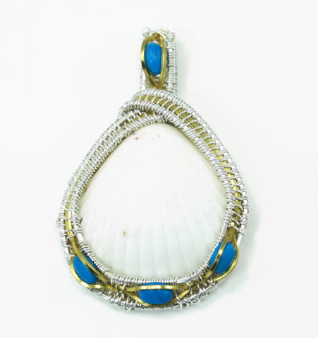 Medium Scallop Pendant with Turquoise Howlite